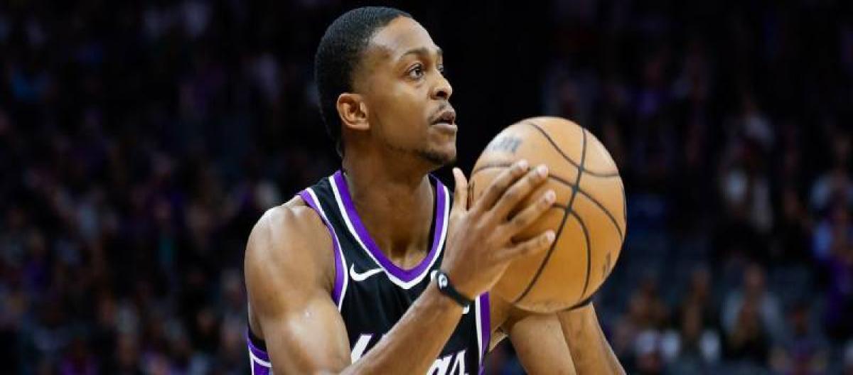 De'Aaron Fox officially joins San Antonio Spurs