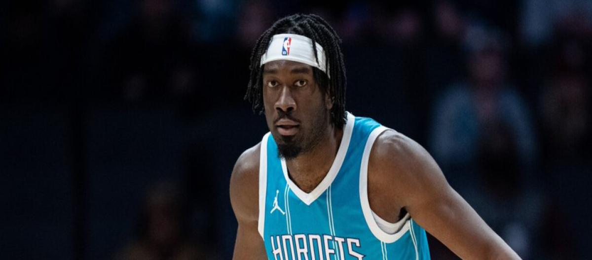 马克·威廉姆斯未能通过体检，湖人与黄蜂确认取消交易