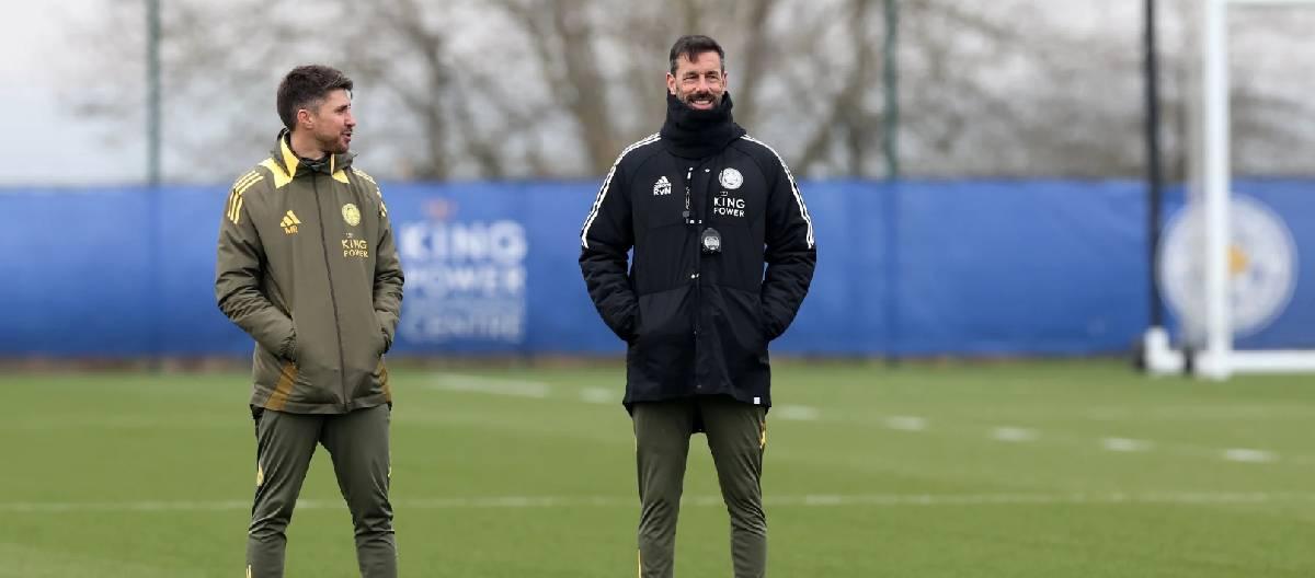 鲁德·范尼斯特鲁伊表示詹姆斯·贾斯汀能否出战对阵布伦特福德的比赛仍是未知数，而里卡多·佩雷拉则是已经恢复训练