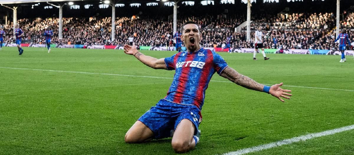 Daniel Munoz: I dedicate this goal to my family and the fans who have always supported me unconditionally