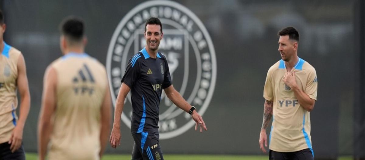 Argentina's new squad: Messi leads, Echeverri and Perrone selected for the first time