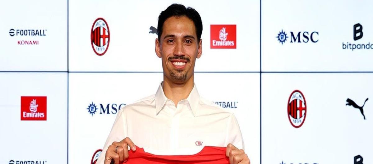 AC Milan extends 26-year-old midfielder Reinders' contract for two years until June 2030