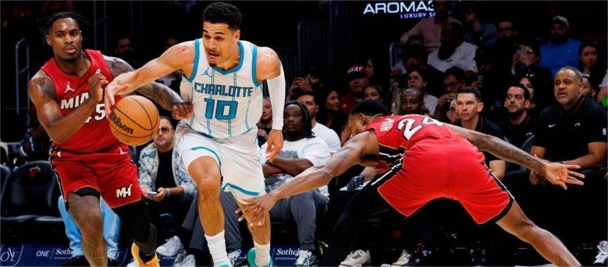 Miles Bridges scores 35 as Charlotte Hornets defeat Miami Heat 105-102