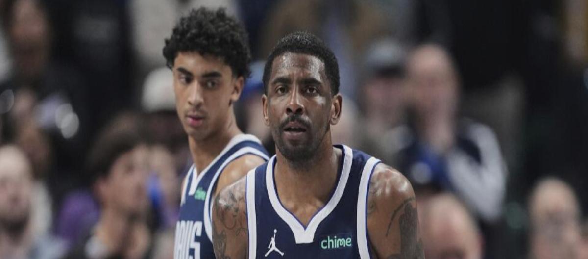 Team reporter: Mavericks plan to renew Irving's contract with a maximum salary, despite his left knee anterior cruciate ligament tear