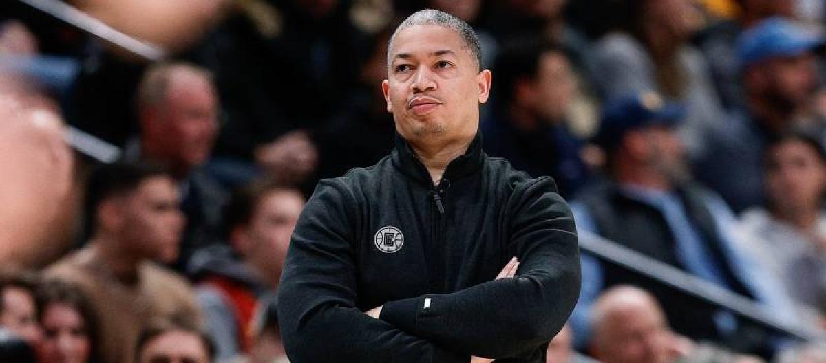 Los Angeles Clippers coach Tyronn Lue out with back injury