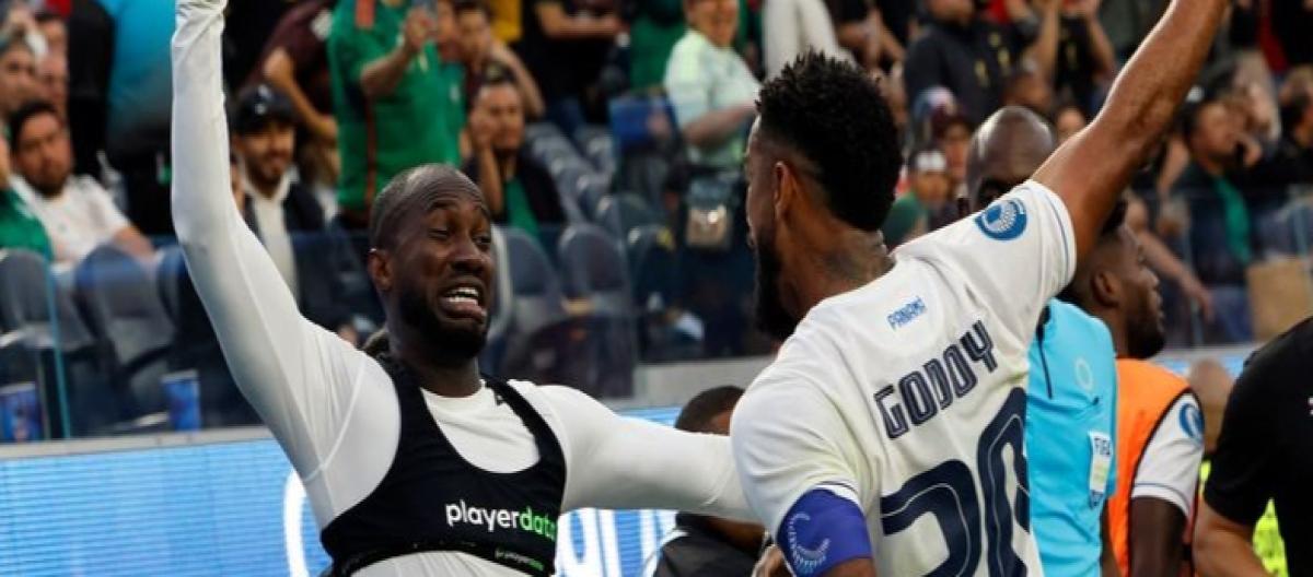 中北美洲联赛——沃特曼补时绝杀，巴拿马1-0小胜美国晋级决赛