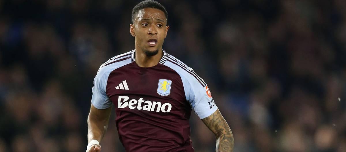 埃兹里·孔萨大赞球队防守表现出色，连续零封展现球队实力