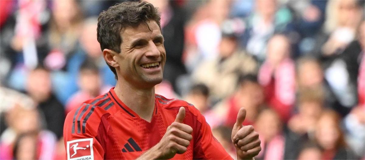 Kompany praises Muller as a role model for players after reaching the 500th Bundesliga game milestone