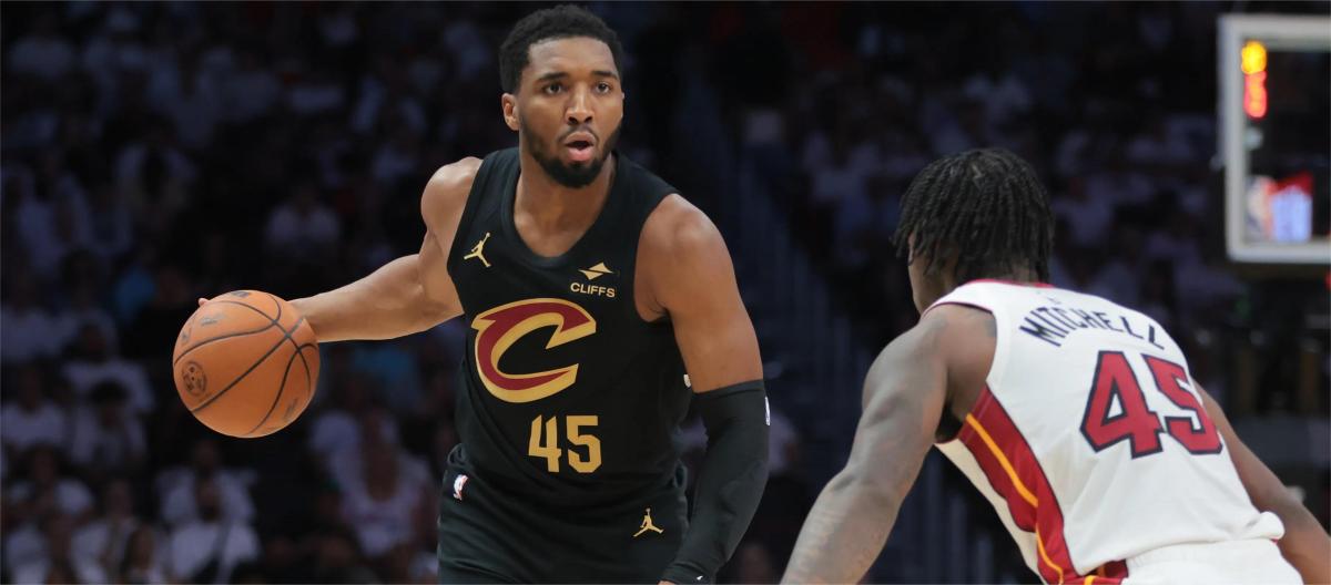 Jarrett Allen scores 22 as Cleveland Cavaliers beat Miami Heat 124-87