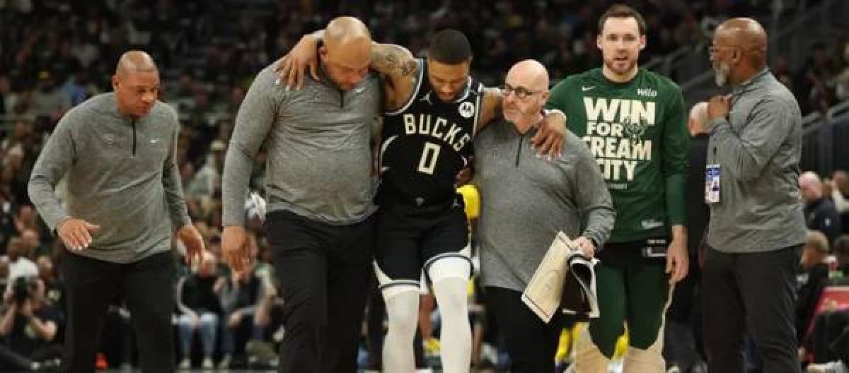 Damian Lillard torn left Achilles tendon, season overdue