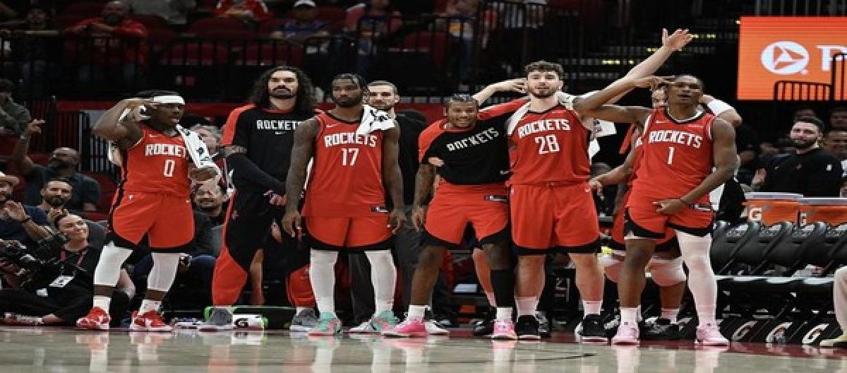 近十年最惨季后赛失利回顾：雷霆勇士火箭遭重创，绿军本季榜上有名