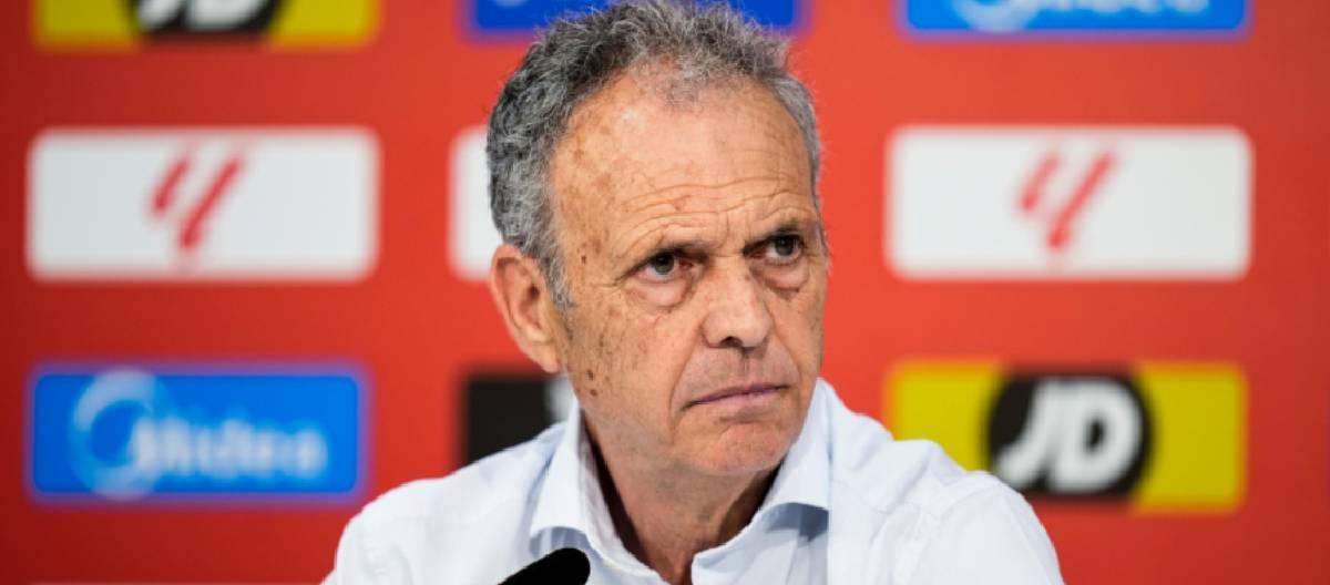 Joaquin Caparros wants players to give their best performance in the final game