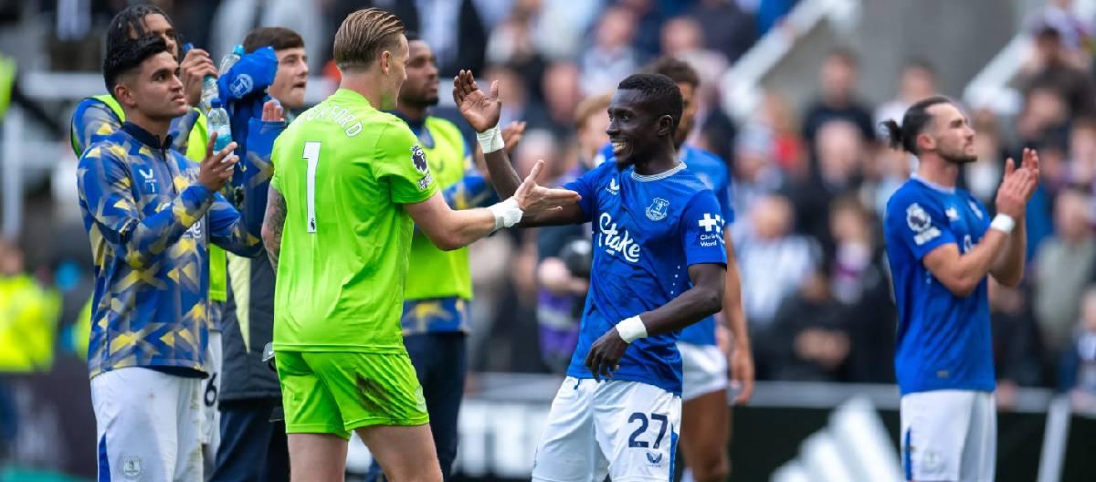 阿什利·扬认为球队的团队精神在比赛中得到了充分的体现