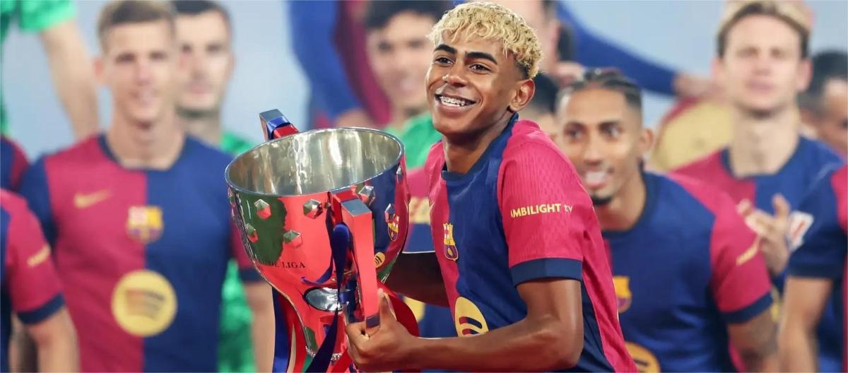 德科相信亚马尔将会成为世界上最好的球员之一