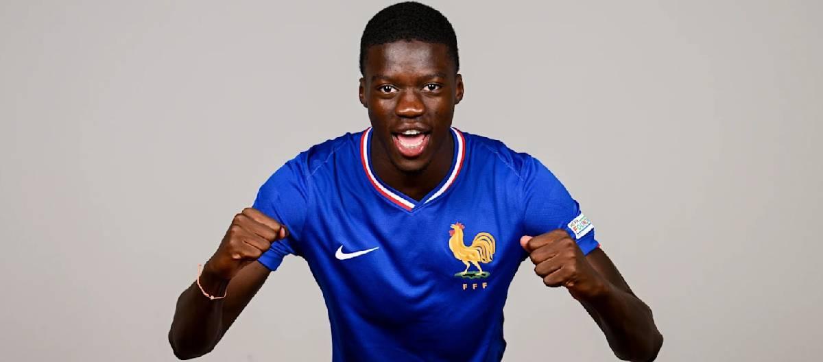 Mamadou Sarr officially joins Chelsea, signing until 2033