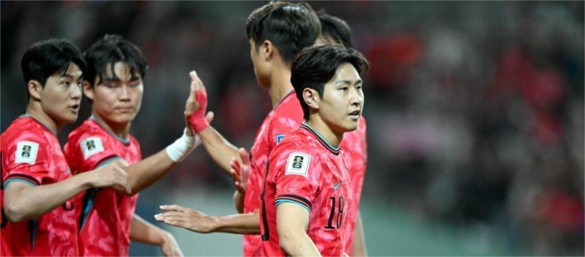 South Korea coach Hong Myung-bo praised the young players for their performance far exceeding expectations