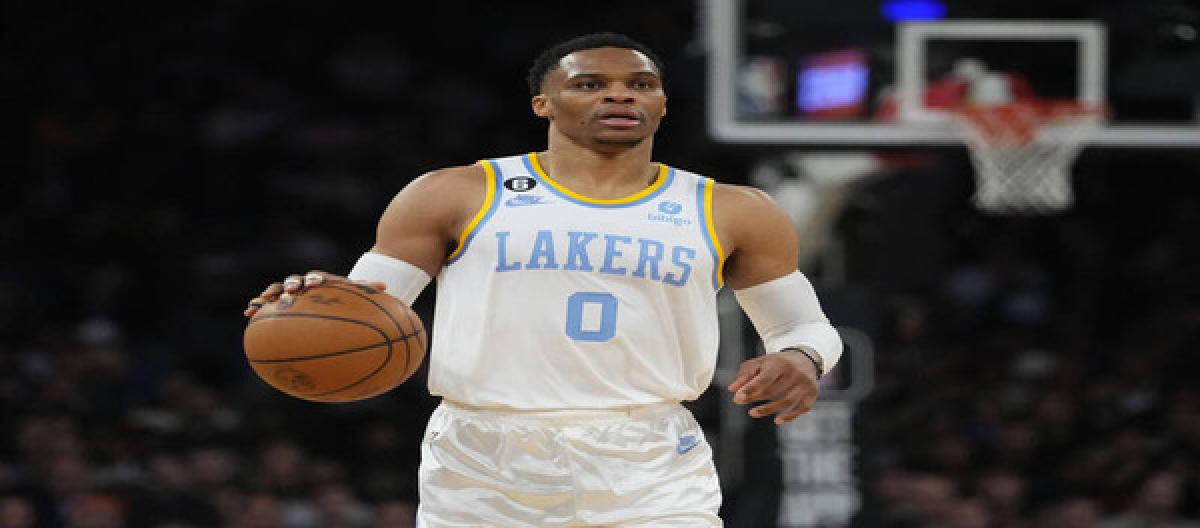 Westbrook refuses to exercise player option to test free market in July, which may usher in a turning point in his career