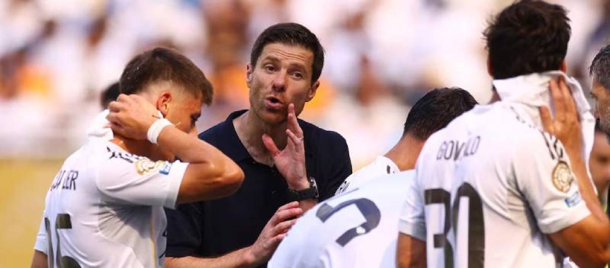 皇家马德里主帅阿隆索坦言首局上半场有太多问题