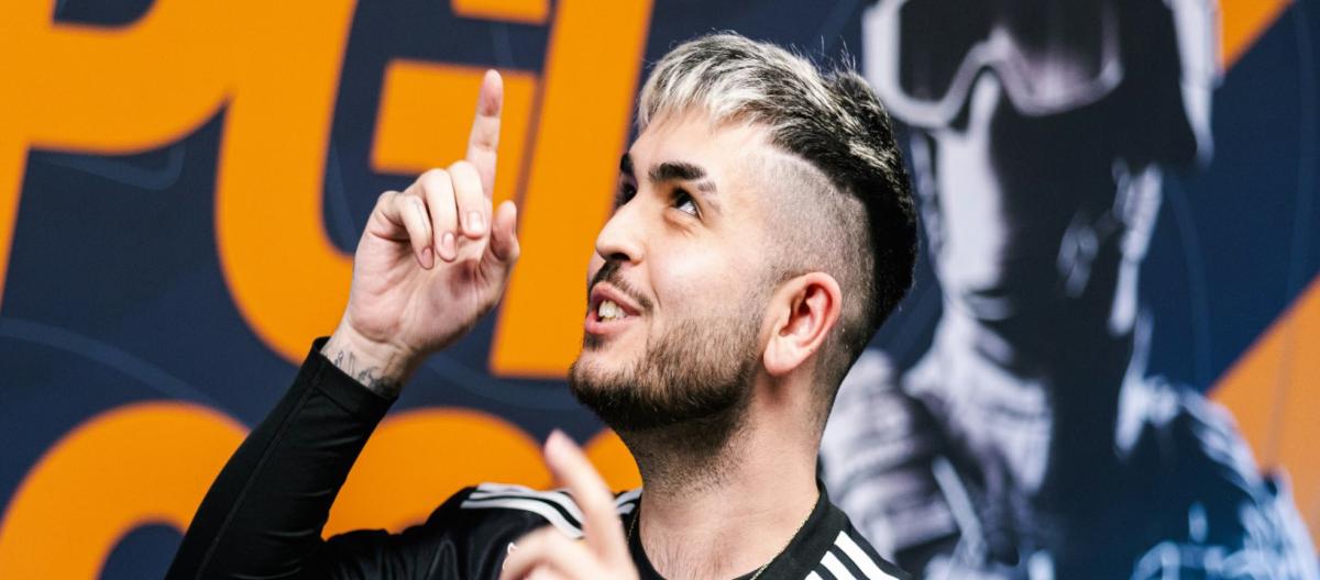 After two years, Imperial officially announced the signing of rifle player chelo