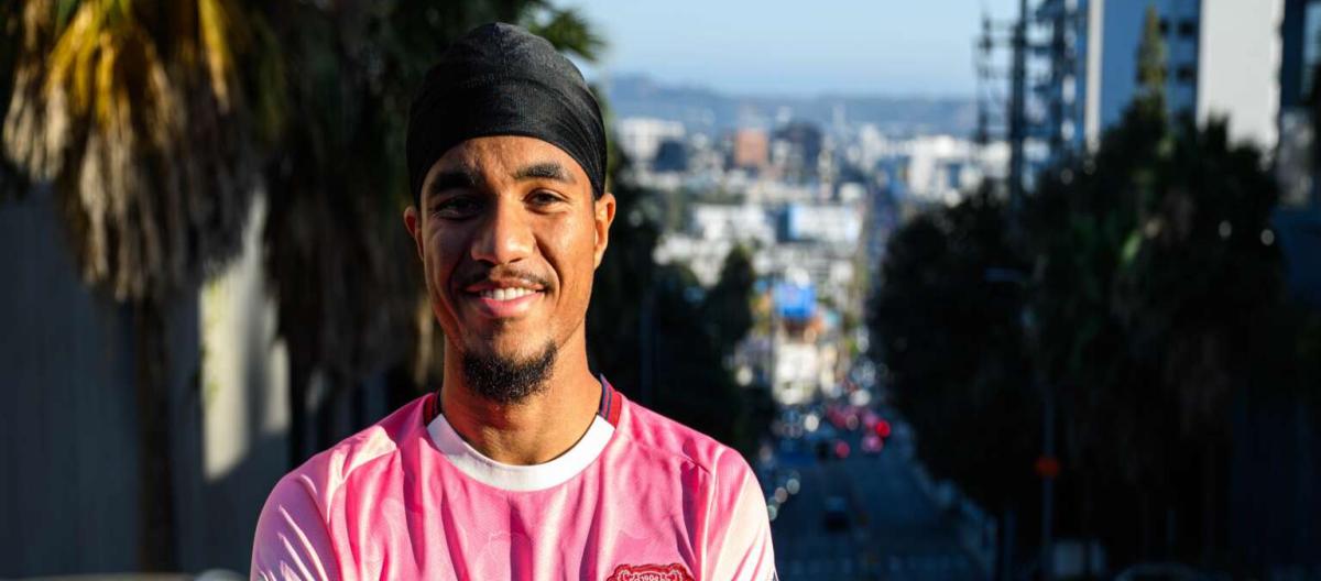 官方：勒沃库森从埃因霍温签下马利克·蒂尔曼，合约为期5年