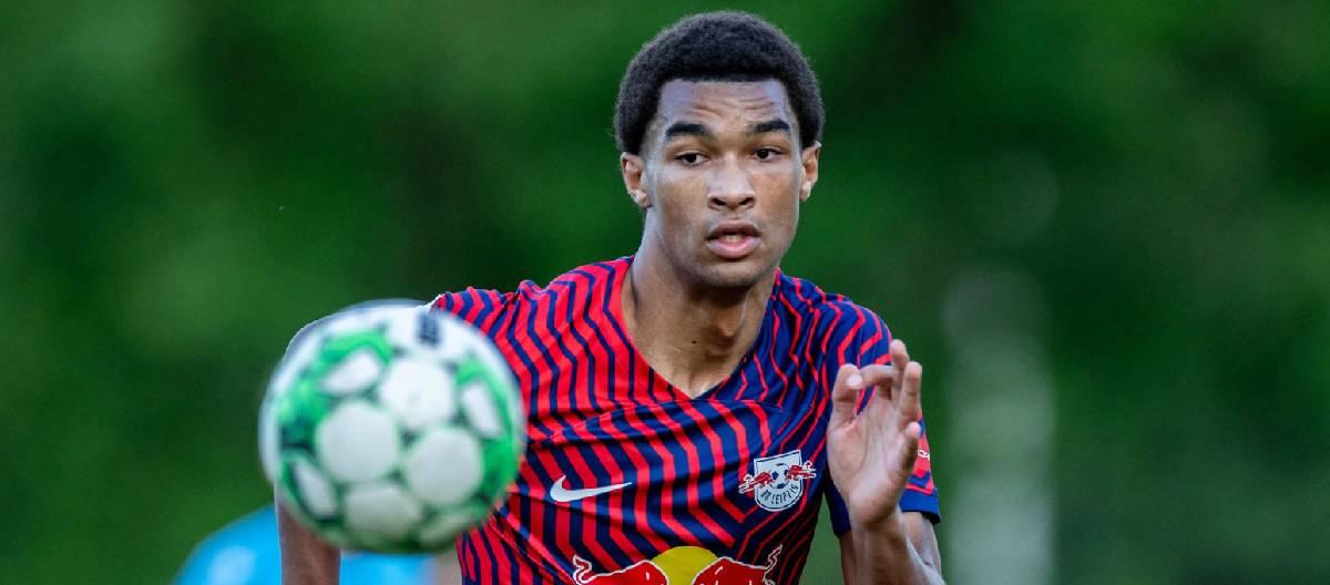 雅尼克·爱德华多租借加盟多德勒支足球俱乐部