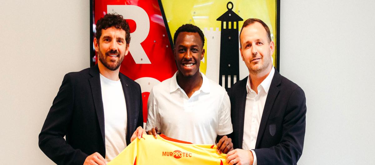 Roma right-back Saud Abdulhamid joins Lens on loan and will wear the number 23 jersey