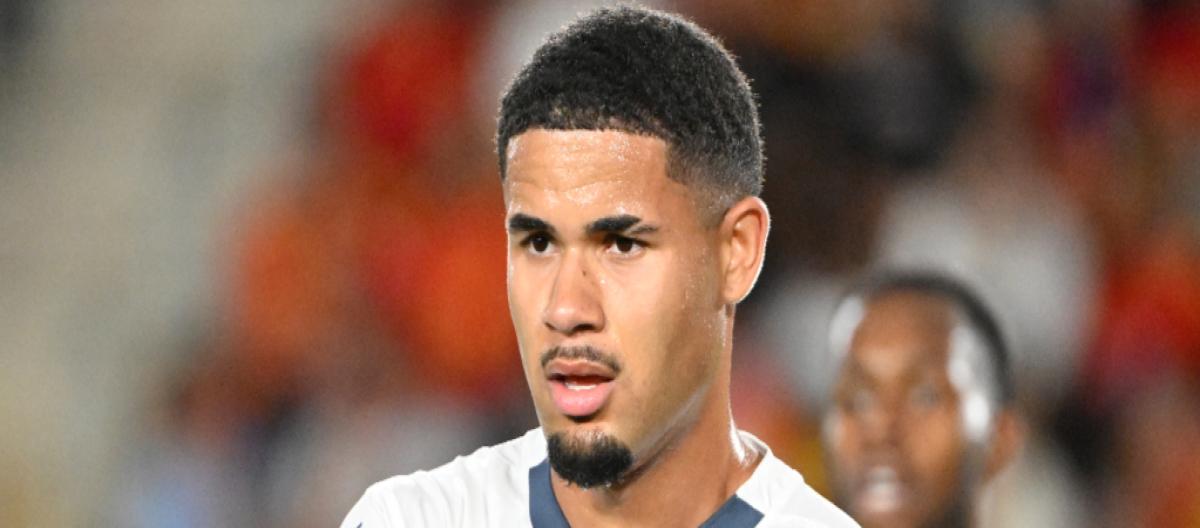 官方：佛罗伦萨签下帕尔马中场西蒙·索姆，合约为期5年