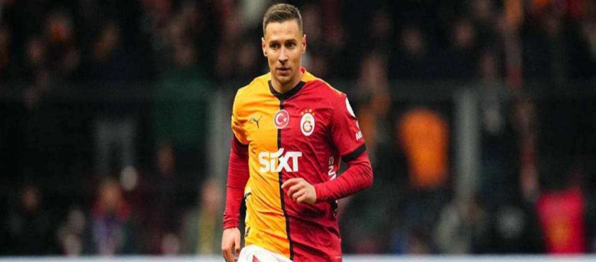 雷恩官方：加拉塔萨雷右后卫普热梅斯瓦夫·弗兰科夫斯基租借来投