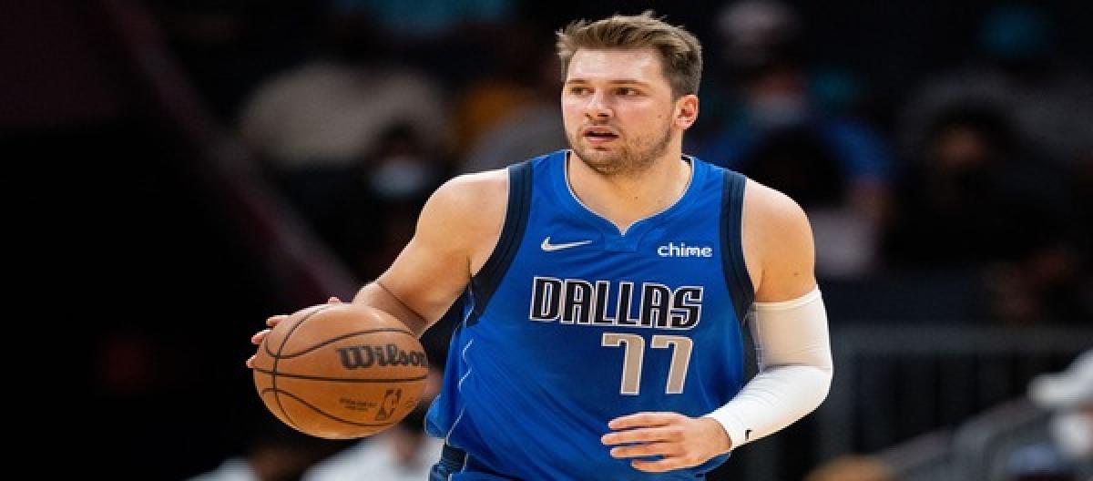 Holtsop joins Lakers, reuniting with Dončić
