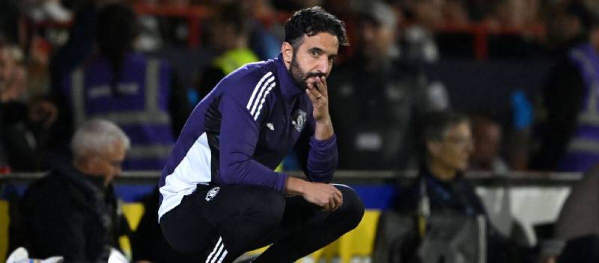 Manchester United manager Ruben Amorim apologizes to fans after penalty shootout loss