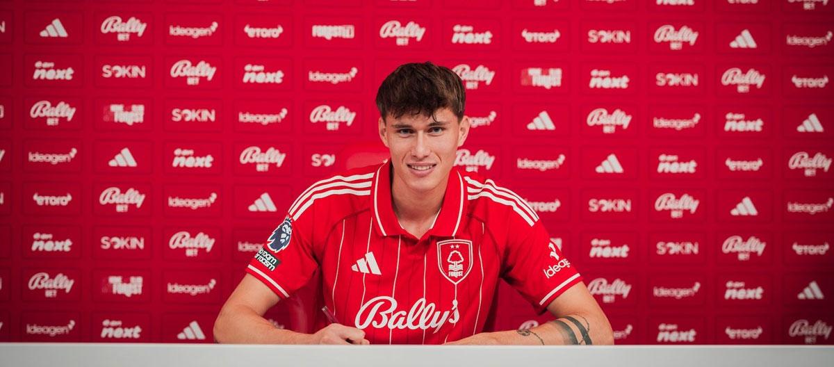 Nottingham Forest officially announce the signing of Juventus' Italy international defender wonderkid Nicolò Savona..