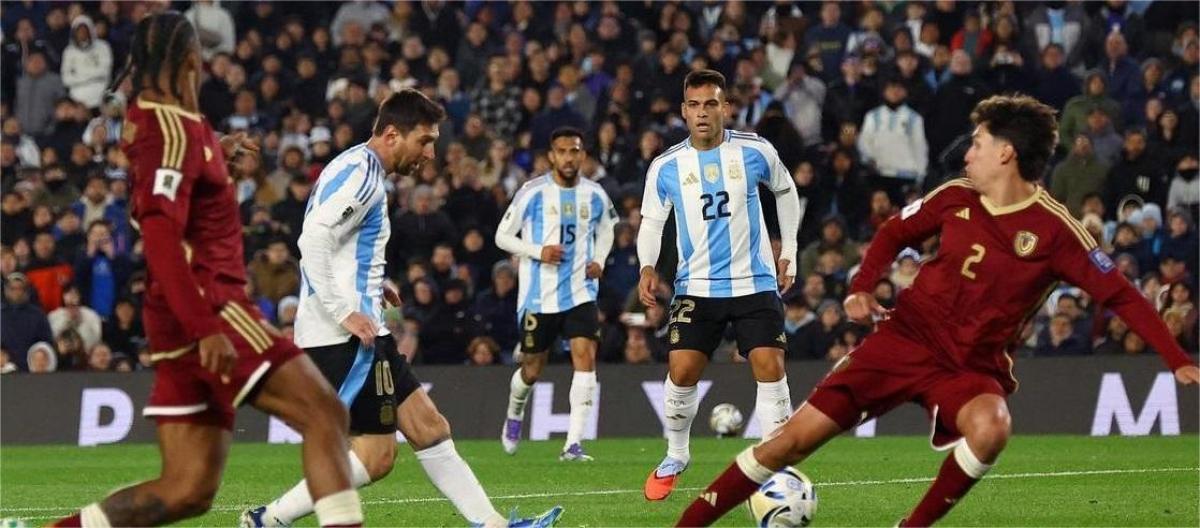 World Cup Qualifiers - Messi scores twice as Argentina defeats Venezuela 3-0
