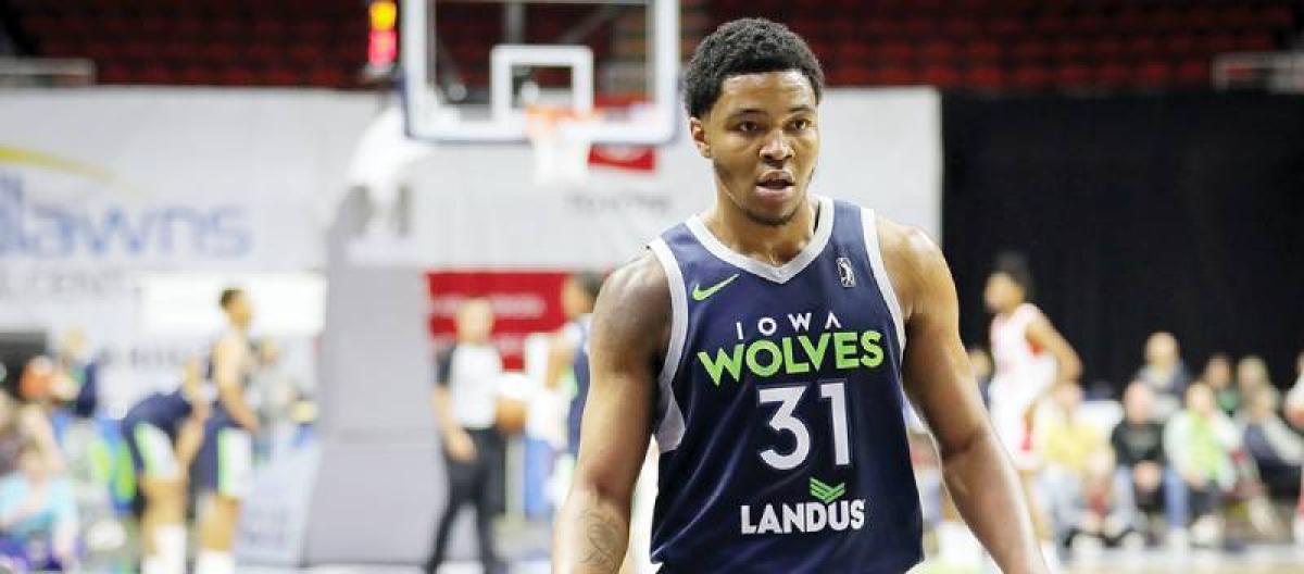 Minnesota Timberwolves officially sign guard Nojel Easton