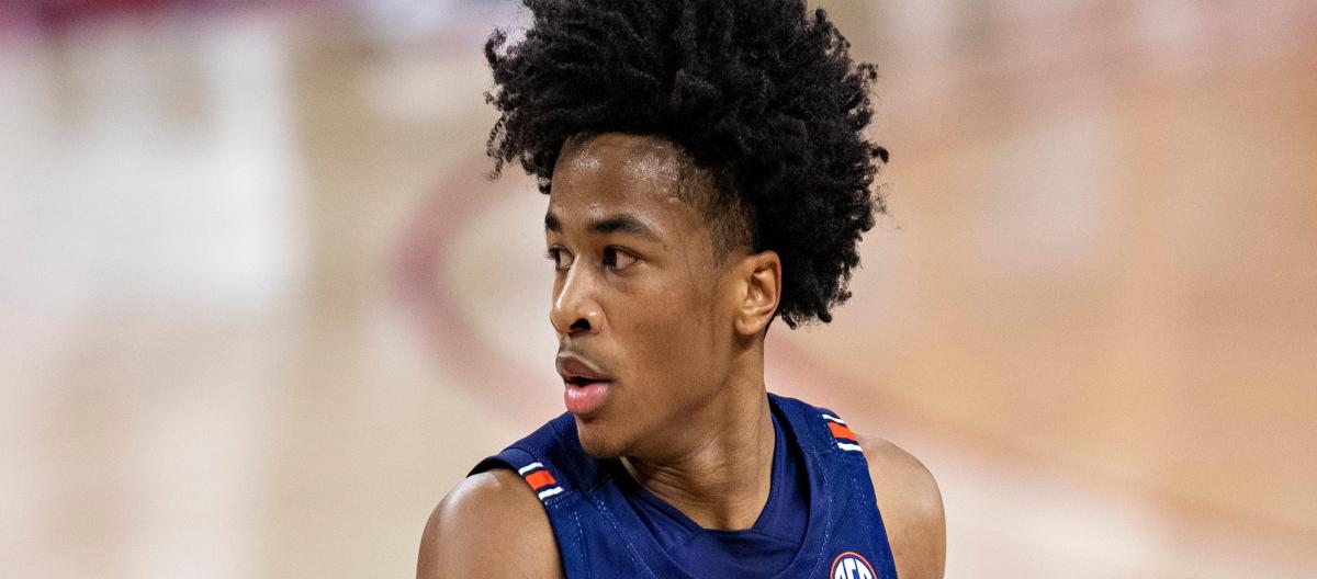 Official: Wizards sign free agent Sharif Cooper to two-way contract