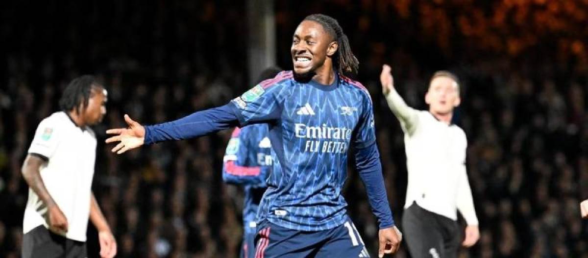 Eberechi Eze's first goal sends Arsenal through to the next round of the Carabao Cup