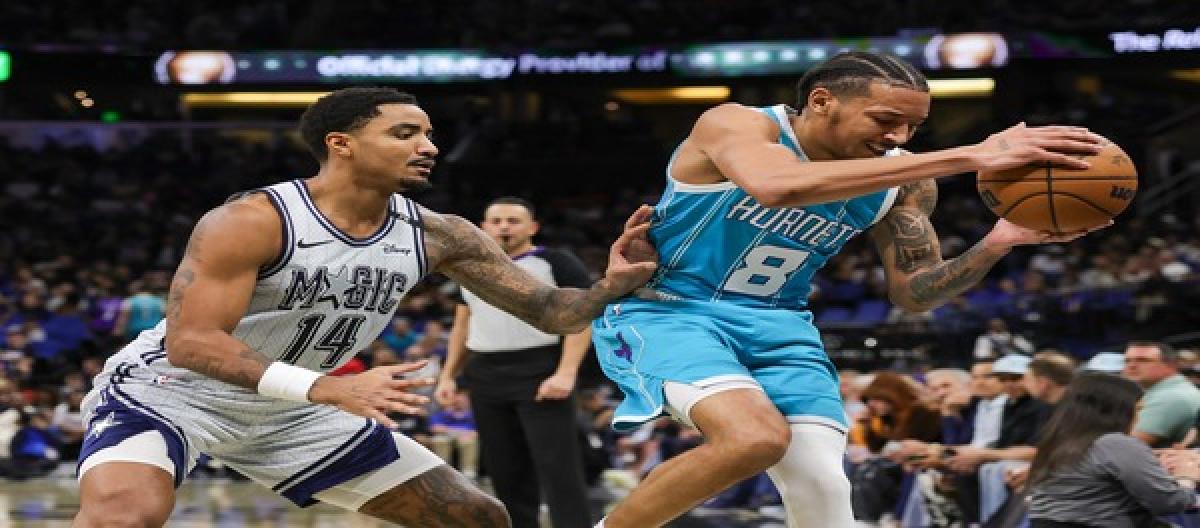 前首轮秀尼克·史密斯遭黄蜂裁掉 正寻求新东家