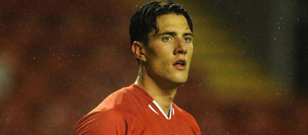 Former Liverpool defender Martin Kelly announces retirement at 35