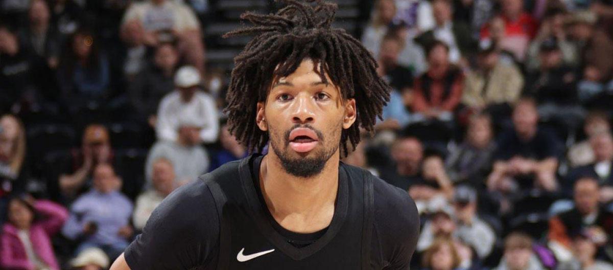 波特兰开拓者队正式与得分后卫 Shaedon Sharpe 续签了一份为期四年、价值 9000 万美元的合同。