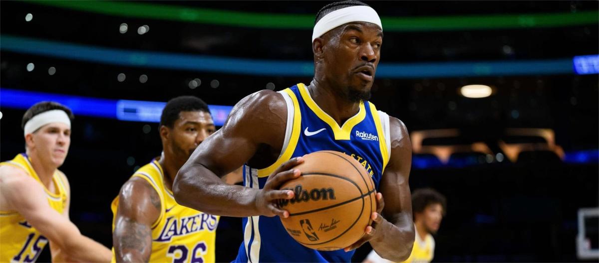 Steve Kerr praises Jimmy Butler for providing stability to the team