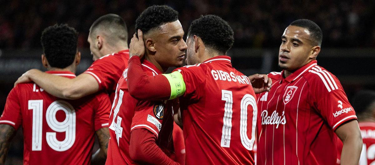 ◤欧足联欧洲联赛◢ 肖恩·戴奇开局顺利，诺丁汉森林以 2-0 爆冷击败波尔图。