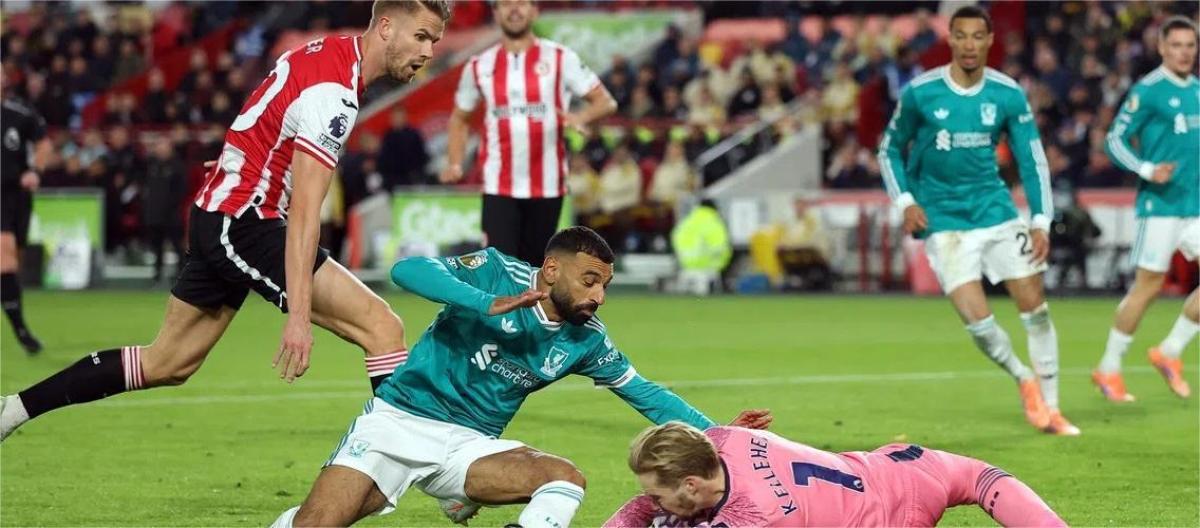 英超联赛——萨拉赫破门　利物浦2比3被布伦特福德击败