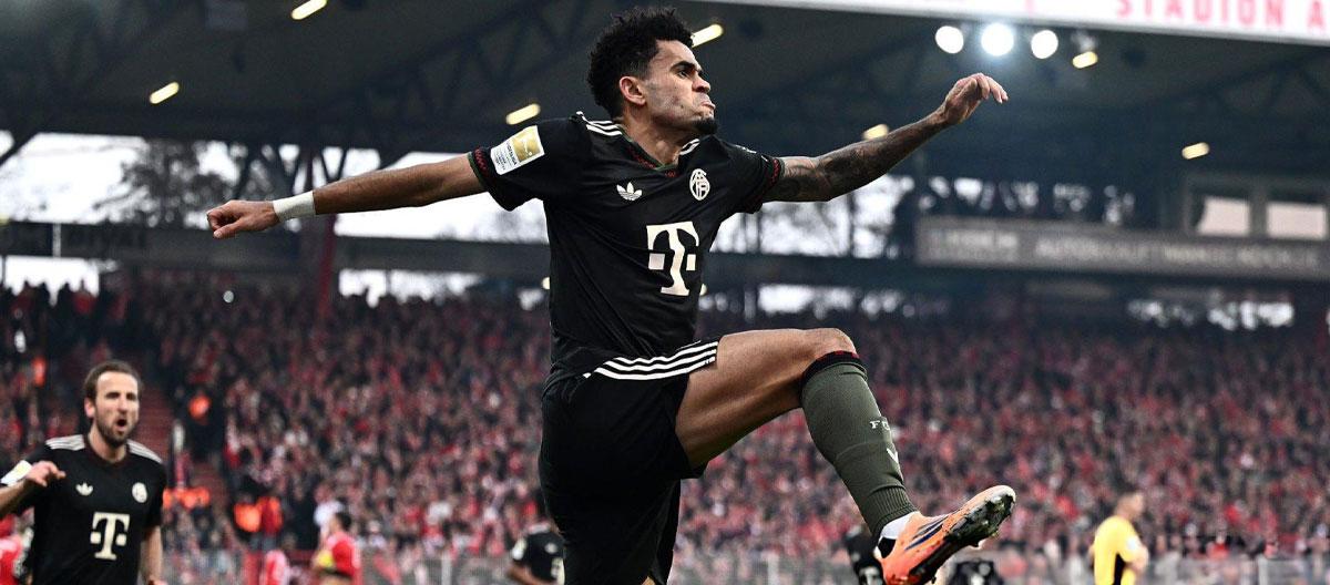 ◤Bundesliga◢ Luis Díaz scores wondergoal from difficult angle in Bayern Munich's dramatic late 2-2 away draw against Union Berlin..
