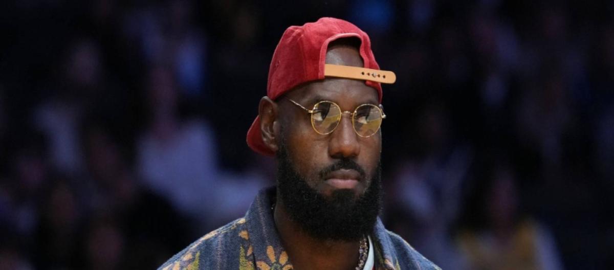 LeBron James has officially returned from the G League and will fully participate in Lakers practice on Monday.