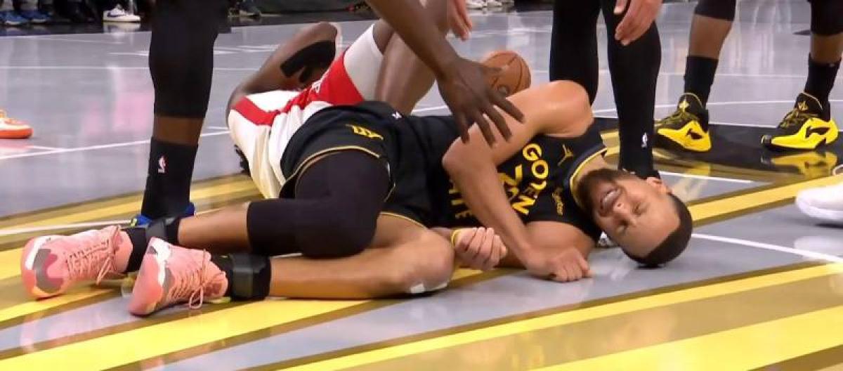 Warriors star Stephen Curry is out for at least a week with a right quadriceps injury.