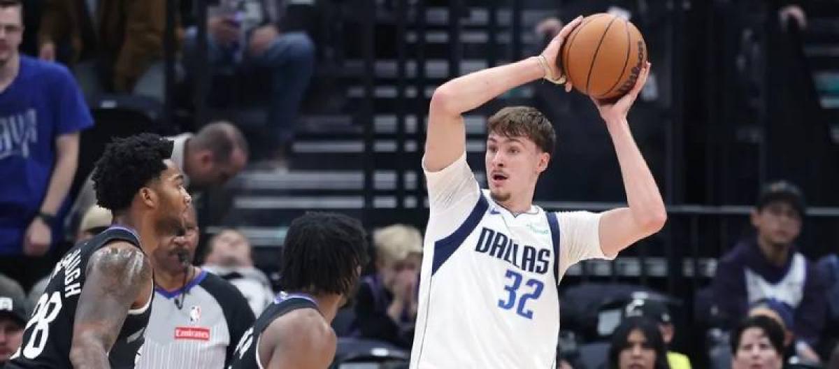 18岁新秀库珀·弗拉格砍下42分　成为史上最年轻达成者