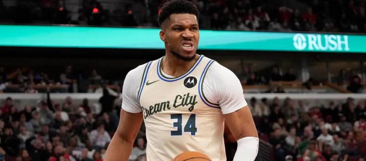 Milwaukee Bucks star Giannis Antetokounmpo made a strong comeback, scoring 29 points.