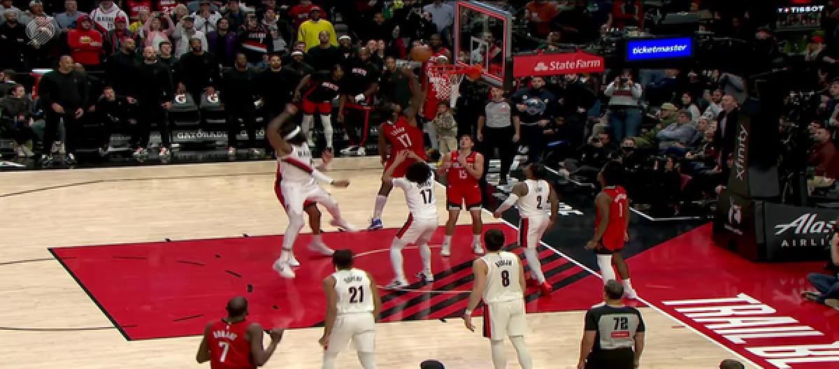 Avdija scored 41 points, leading the Trail Blazers to a narrow 103-102 victory over the Rockets.