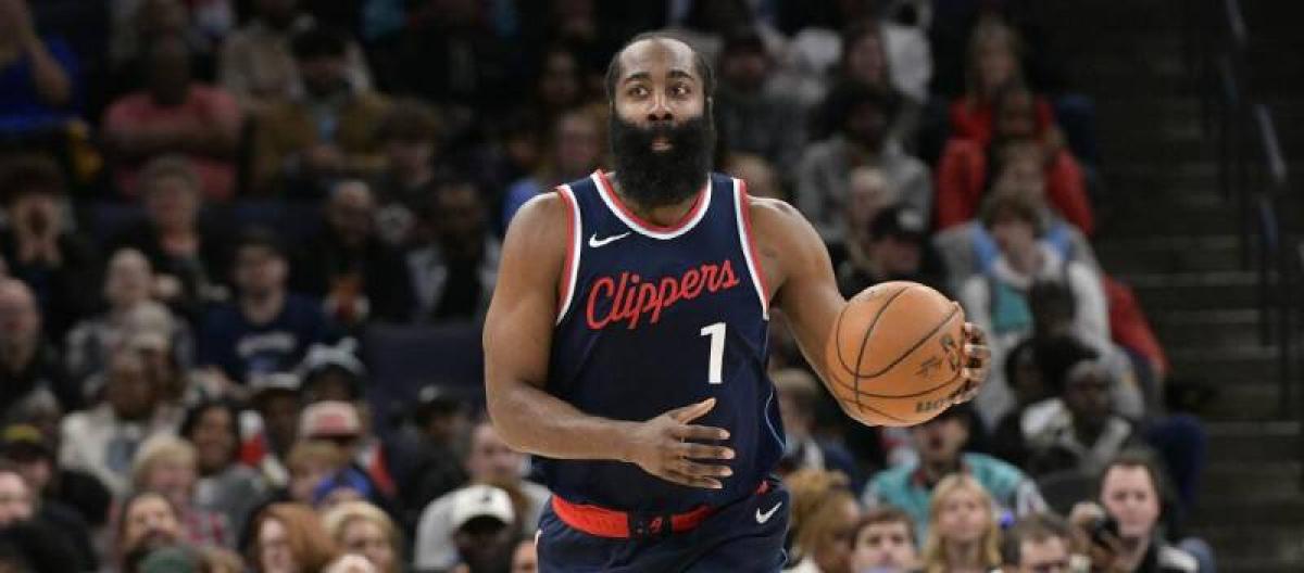 Harden surpasses O'Neal to move into ninth place on the NBA's all-time scoring list.