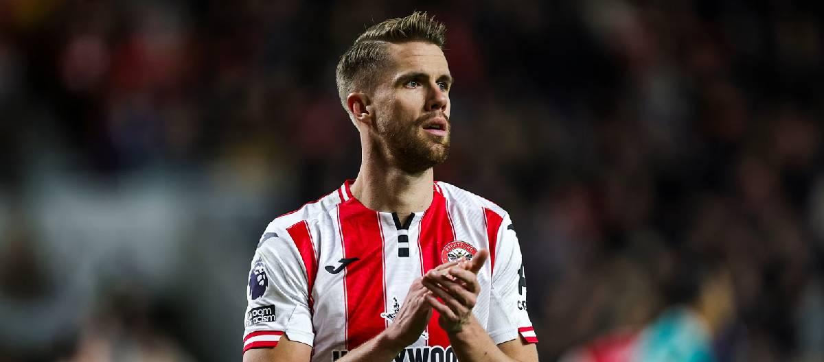 克里斯托弗·阿耶尔与布伦特福德续约，将在俱乐部效力至2023年夏天