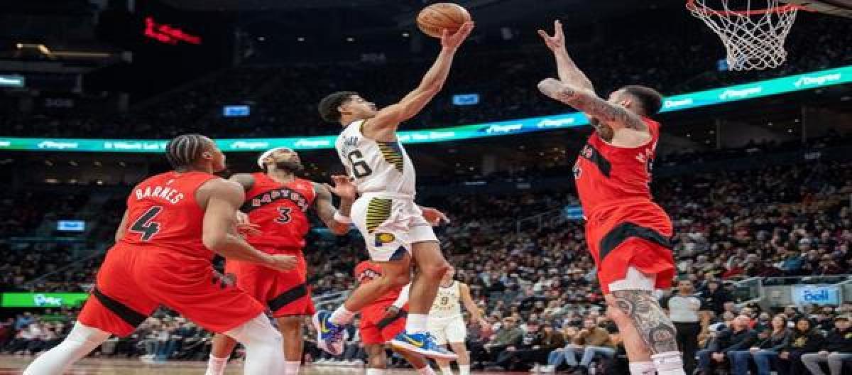 Barnes' 25-point outburst helped the Raptors defeat the Pacers 122-104.